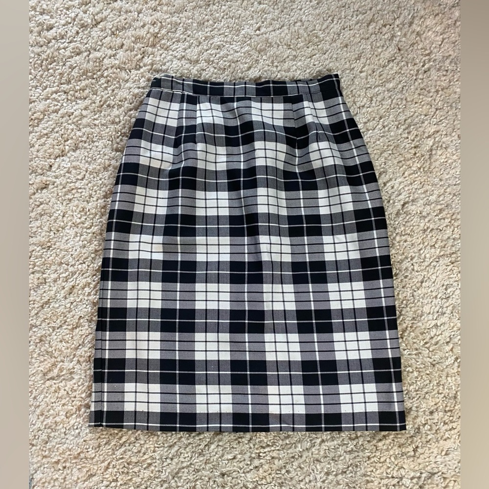 VINTAGE Casual Corner Plaid Skirt